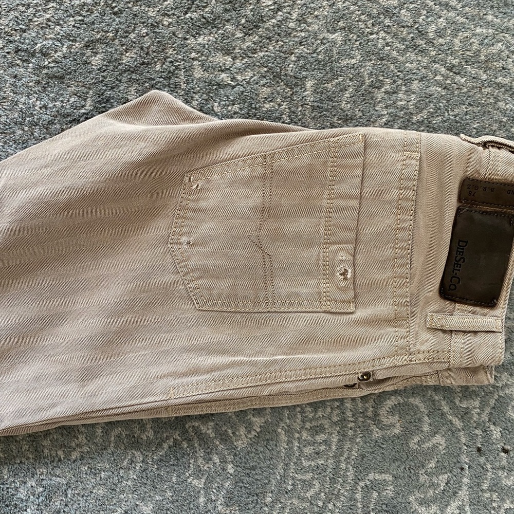 Diesel Brandon // distressed